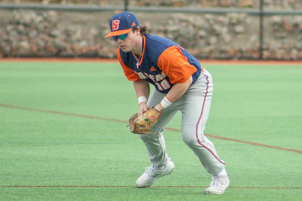 Salem State Wins Backend of Doubleheader